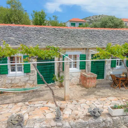 Dalmatian Stone House Rogoznica (Sibenik-Knin)