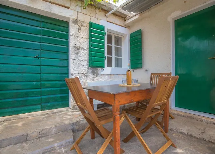 Dalmatian Stone House Rogoznica (Sibenik-Knin)